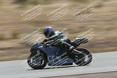 media/Apr-20-2025-AHRMA (Sun) [[393a79c373]]/Race/Group 10/Turn 4b/